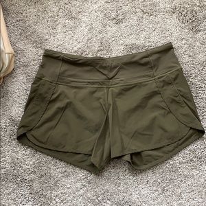 SOLD. Army Green Lulu Run Times Short Sz 6